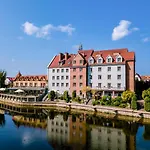 Nad Pisa Пиш
