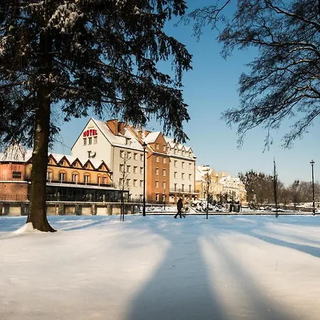 Hotel Nad Pisa 3*