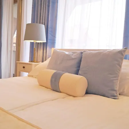 Hotel Nad Pisa 3*