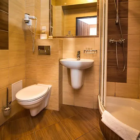 Hotel Nad Pisa 3*