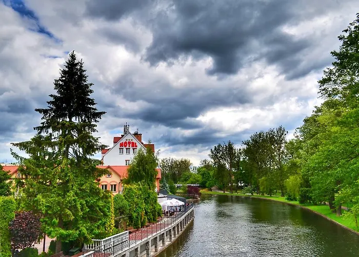 Nad Pisą Hotel